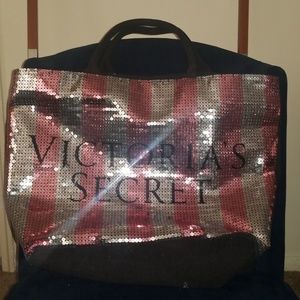 Victoria's Secret Back to School Bag!